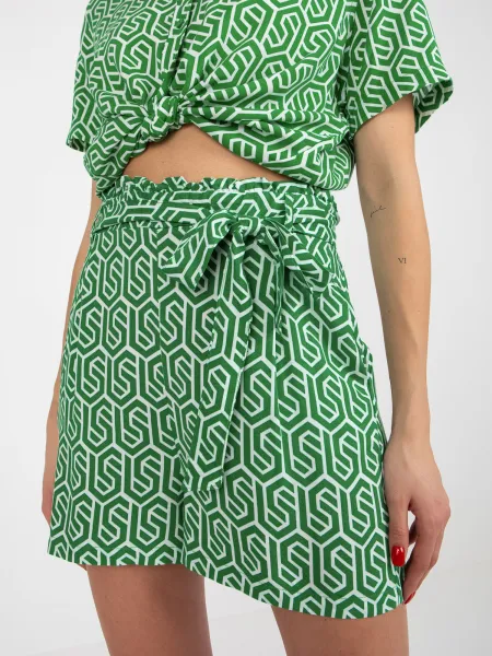 Shorts-D73770R62159KA-green