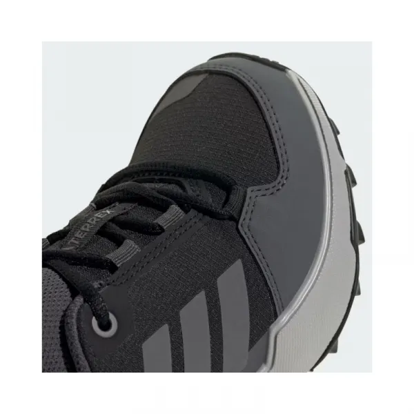 Juniorská nízka turistická obuv ADIDAS Terrex AX4R Jr core black grey four grey six