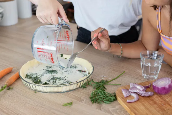 Sklenená odmerka s lievikom PYREX 1000ml