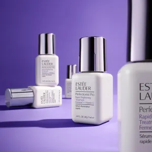 Estée Lauder Perfectionist Pro Rapid Brightening Treatment with Ferment³ + Vitamin C rozjasňujúce sérum s vitamínom C proti tmavým škvrnám 50 ml