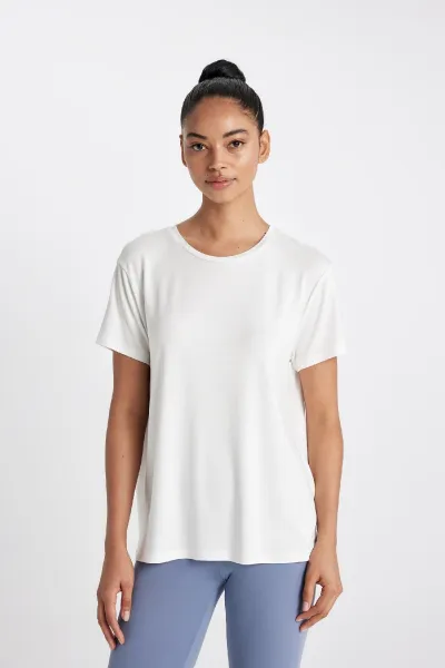 DEFACTO Fit Standard Fit Crew Neck Sportsman Basic Short Sleeve T-Shirt