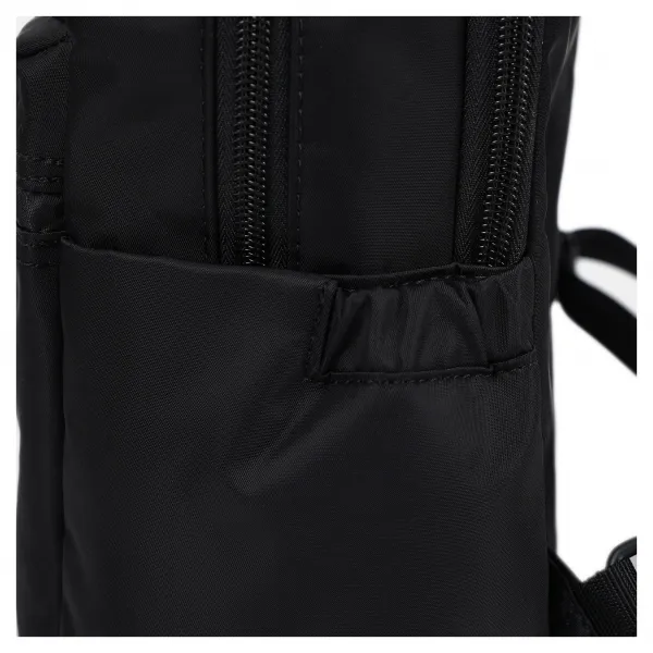 Elegantný dámsky batoh do mesta Hedgren Ava Black