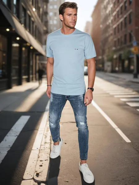 Trendy tričko s krátkym rukávom pre pánov svetlomodré