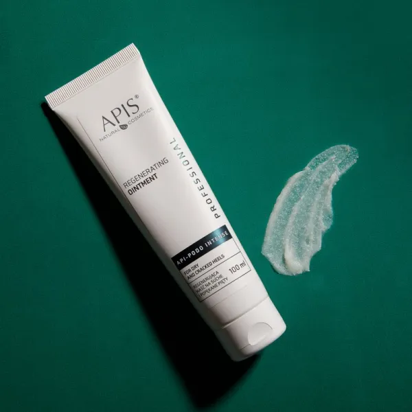 Apis Natural Cosmetics Api-Podo Intense regeneračná masť na popraskané chodidlá 100 ml