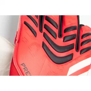Futbalové brankárske rukavice ADIDAS PRED GL MTC PURRUB LUCRED BLACK
