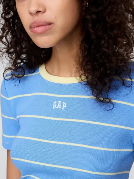 GAP Crop T-shirt with logo - Ladies