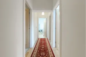 Behúň BCF MORAD Klasik bordový