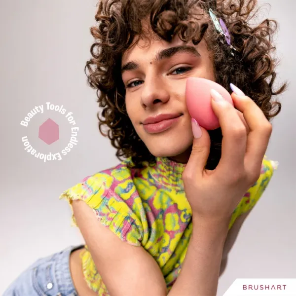 BrushArt Make-up Sponge Basic precízna hubka na make-up 1 ks