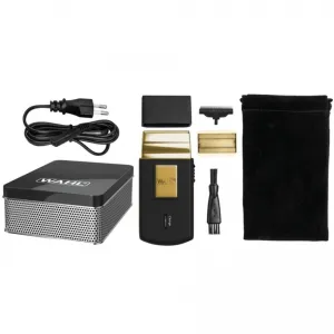 Cestovný holiaci strojček Wahl 7057-016 TravelShaver Gold