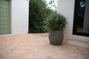 Kvetináč Harley, sivý diorit, viac veľkostí - Potterypots Velikost: S - ⌀ 36, v. 32 cm