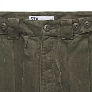Vans Courtyard Pant "Grape Leaf Green" (VN000NCPKCZ)