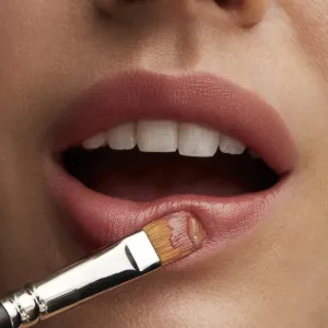MAC Cosmetics Lustreglass Sheer-Shine Lipstick lesklý rúž odtieň Thanks, It's M·A·C! 3 g