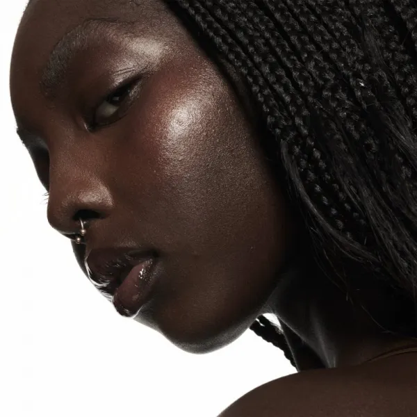 MAC Cosmetics Strobe Liquid Blush tekutá lícenka odtieň Ice Gleam 4.3 ml