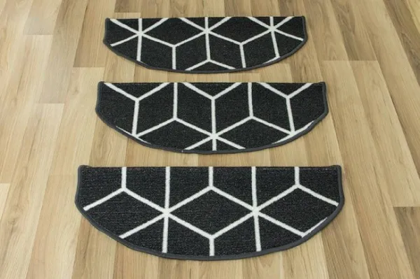 Nášľap na schody Cubes 29 čierny