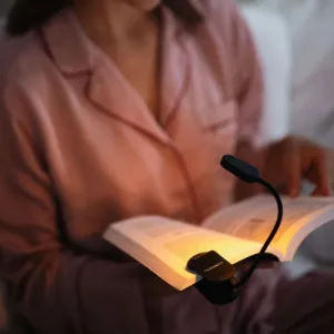 LED Lampička na čítanie bez modrej zložky s clip-onom Farba: Čierna