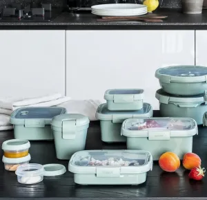 CURVER Dóza SMART TO GO ECO 1,2l s príborom, mištičkou a táckou | zelená