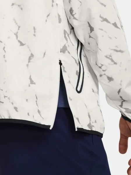 Biela pánska vzorovaná športová bunda Under Armour Rock