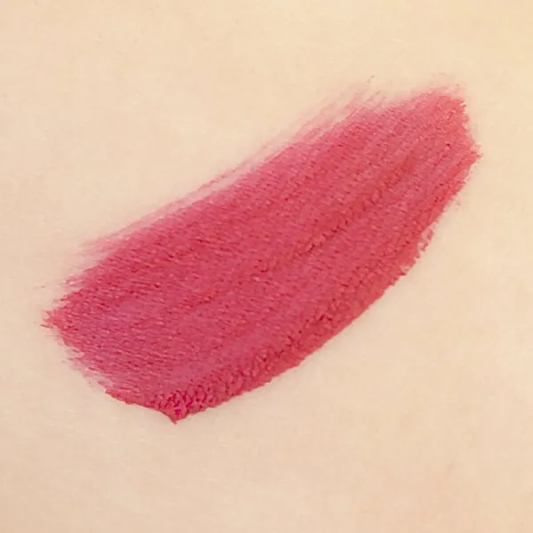 theBalm Meet Matt(e) Hughes Long Lasting Liquid Lipstick dlhotrvajúci tekutý rúž odtieň Devoted 7.4 ml