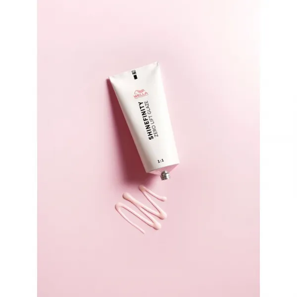 Wella Professionals Shinefinity Zero Lift Glaze demipermanentná farba na vlasy odtieň 09/81 - Platinum Opal 60 ml