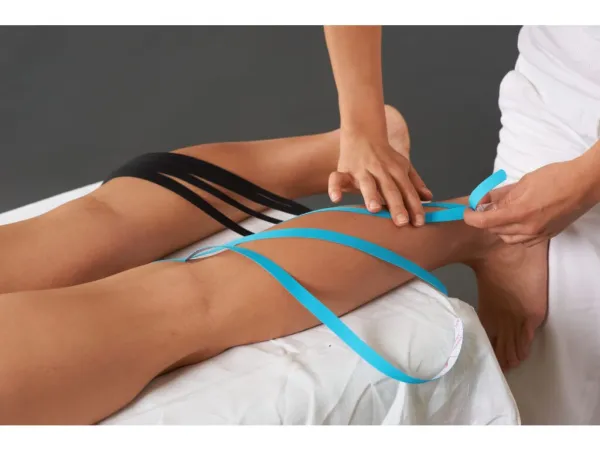 Temtex kinesio tape Classic, modrá tejpovacia páska 5cm x 5m