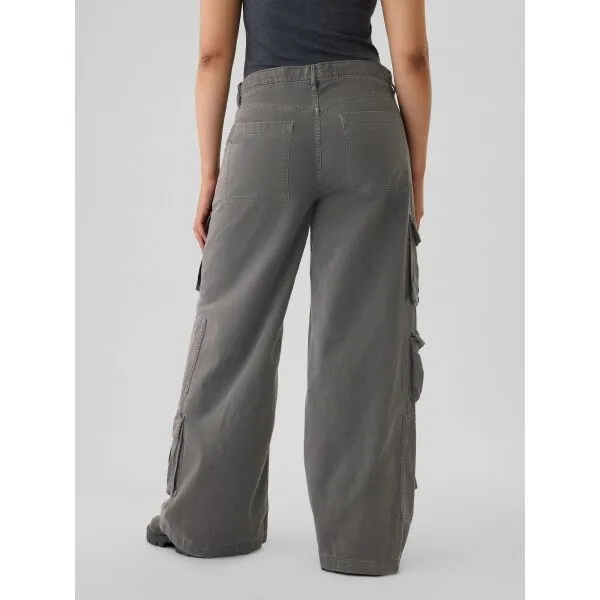 GAP Trousers with pockets Baggy Khaki Cargo - Women's