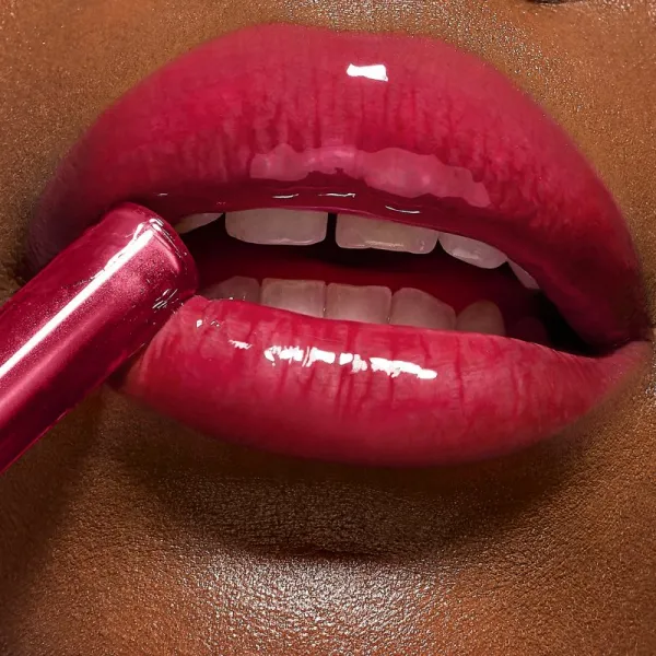 Smashbox Halo Plump + Glow Lip Gloss hydratačný lesk na pery pre objem pier odtieň Spark 4.6 ml