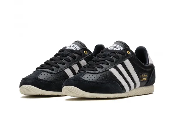 adidas Japan "Core Black Cloud White" (IH5490)