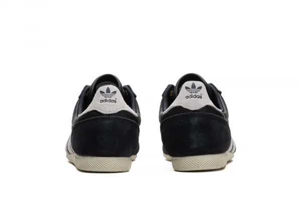 adidas Japan "Core Black Cloud White" (IH5490)