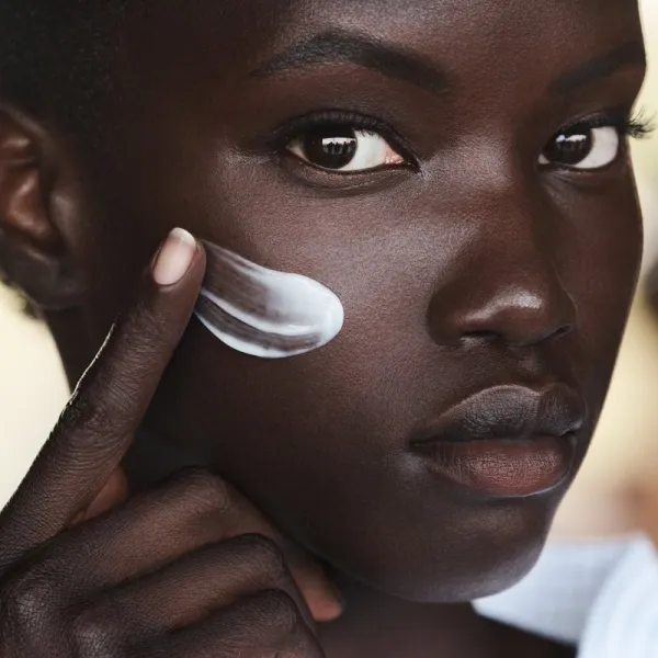 Estée Lauder DayWear Multi-Protection Anti-Oxidant 24H-Moisture Creme (Normal/Combination Skin) denný ochranný krém pre normálnu až zmiešanú pleť SPF