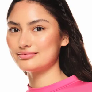 essence baby got bronze rozjasňujúci bronzer s trblietkami odtieň 10 Golden Hour 5.5 g