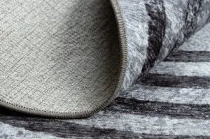 Koberec MIRO 51231.806 línie, sivý / čierny kruh
