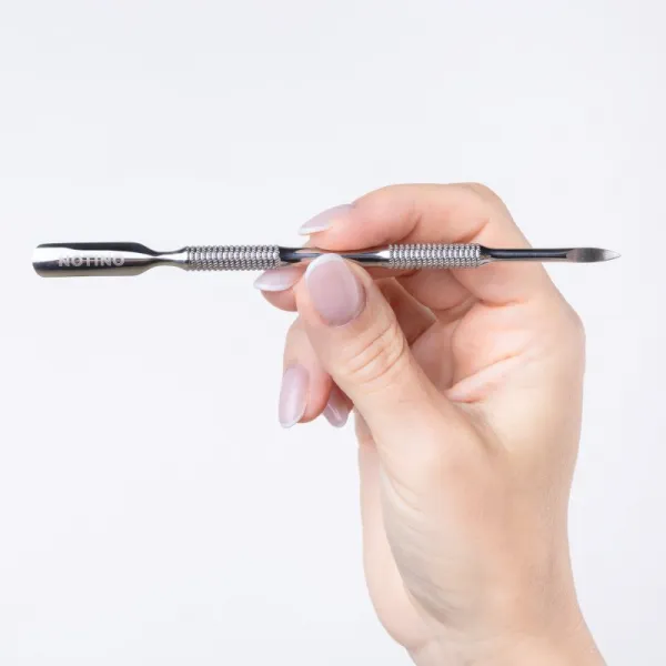 Notino Nail Tools Cuticle Pusher multifunkčný nástroj na starostlivosť o nechtovú kožtičku 1 ks