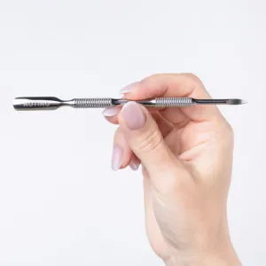 Notino Nail Tools Cuticle Pusher multifunkčný nástroj na starostlivosť o nechtovú kožtičku 1 ks
