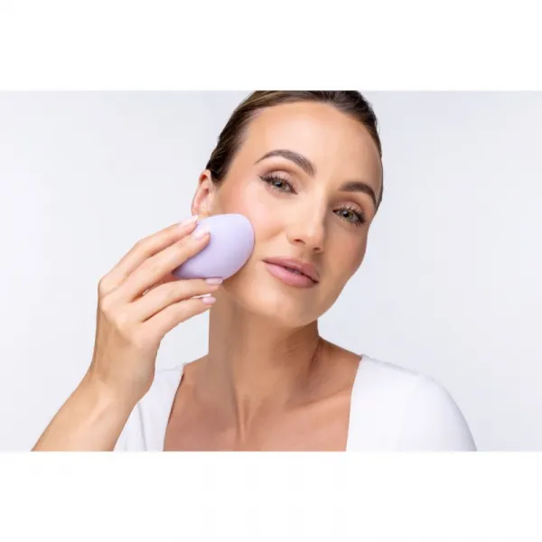 Notino Super Soft Make-Up Sponge precízna hubka na make-up Lavender 1 ks