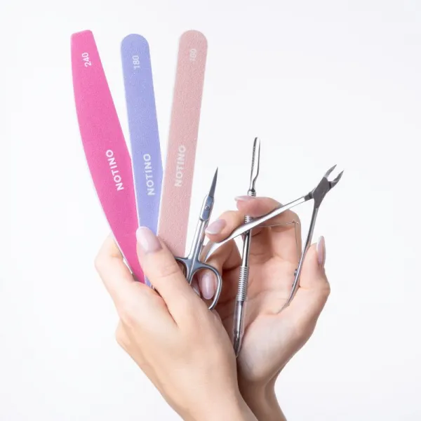 Notino Nail Tools Nail Scissors nožničky na nechty 1 ks