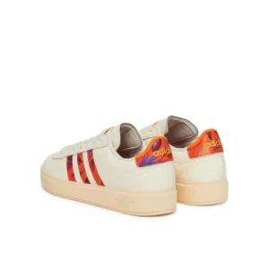 Dámska rekreačná obuv ADIDAS Grand Court 2.0 W cream white warm vanilla gold metallic