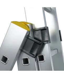 Viacúčelovýhliníkovýrebrík,3x10priečokanosnosť150kg