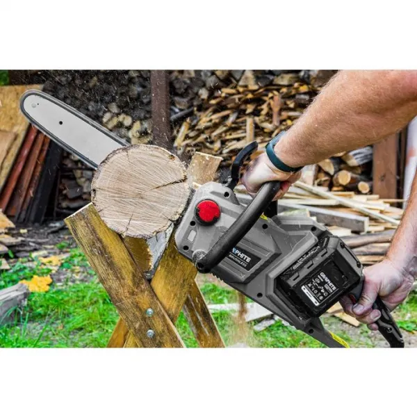 Benzinováreťazovápílasvýkonom1,8kW58G943GRAPHITE