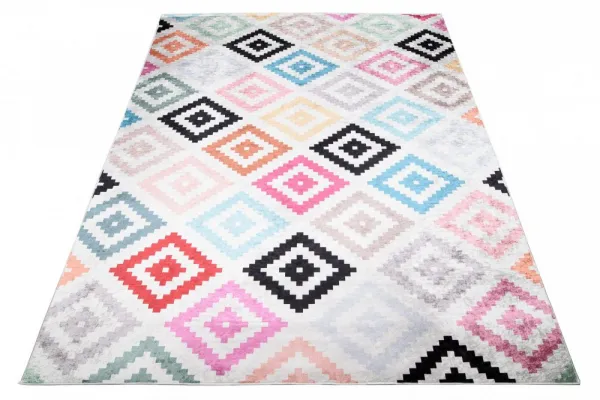 TrendovýkoberecsfarebnýmgeometrickýmvzoromŠírka:80cm|Dĺžka:150cm56645_115896