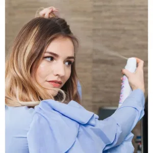 NIVEA Fresh Revive suchý šampón pre zväčšenie objemu Light Tones 200 ml