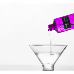 KUNDAL Macadamia Ultra Serum Cherry Blossom regeneračné olejové sérum pre poškodené vlasy 100 ml