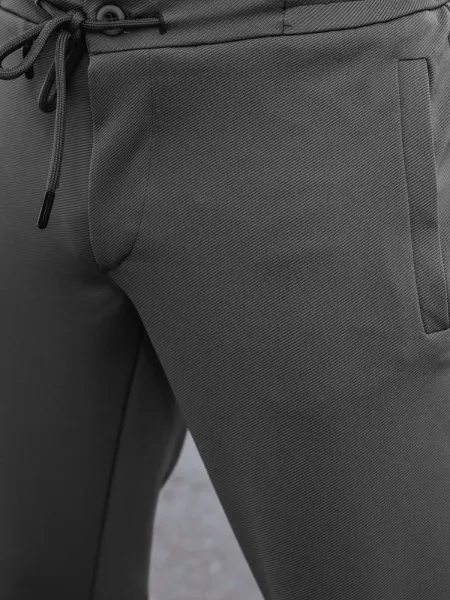 Pánske joggery v elegantnom prevedení šedé