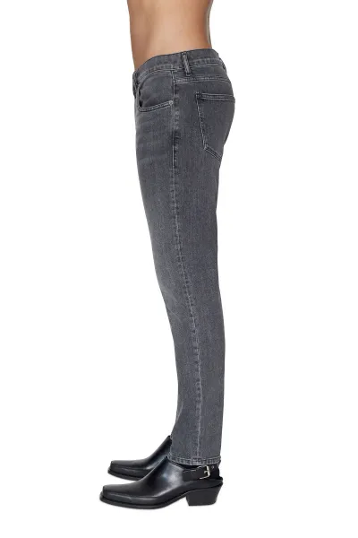 Džínsy Diesel 2019 D-Strukt Trousers Black