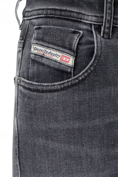 Džínsy Diesel 1984 Slandy-High Trousers Black