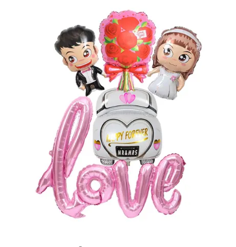 Set mladomanželia + ružový balón LOVE