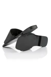 Šľapky Karl Lagerfeld Brio Monogram Rpt Slide Black Lthr