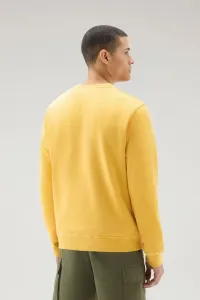 Mikina Woolrich Garment Dyed Logo Crewneck Golden Glow