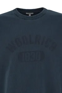 Mikina Woolrich Garment Dyed Logo Crewneck Melton Blue