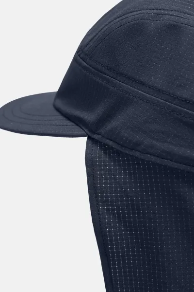 Čapica Peak Performance Neck Cap Black