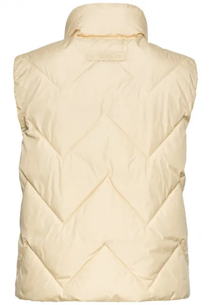 Vesta Camel Active Vest Vanilla